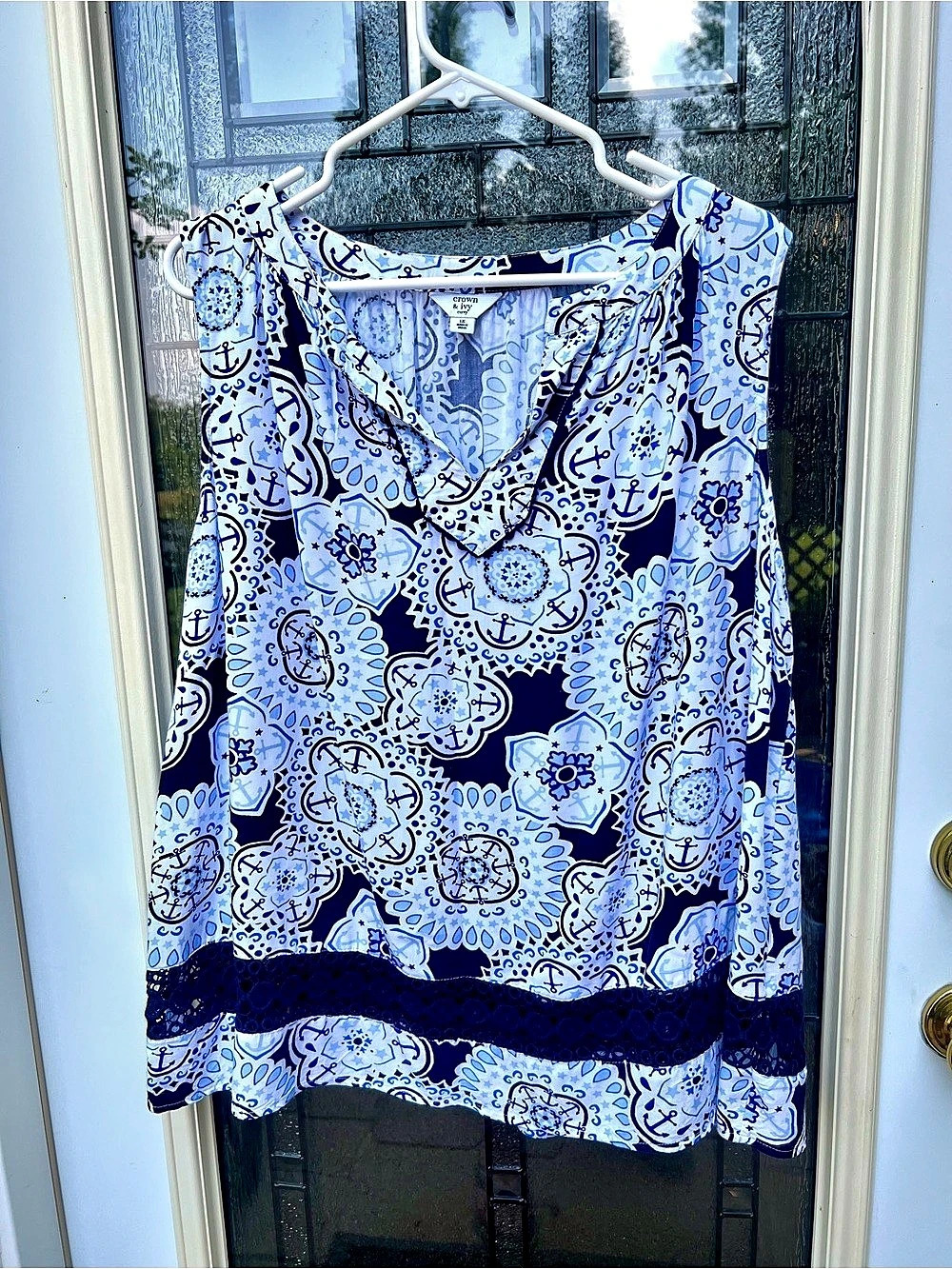 Crown & Ivy Paisley Blouse Blue & White Size 1X Like New